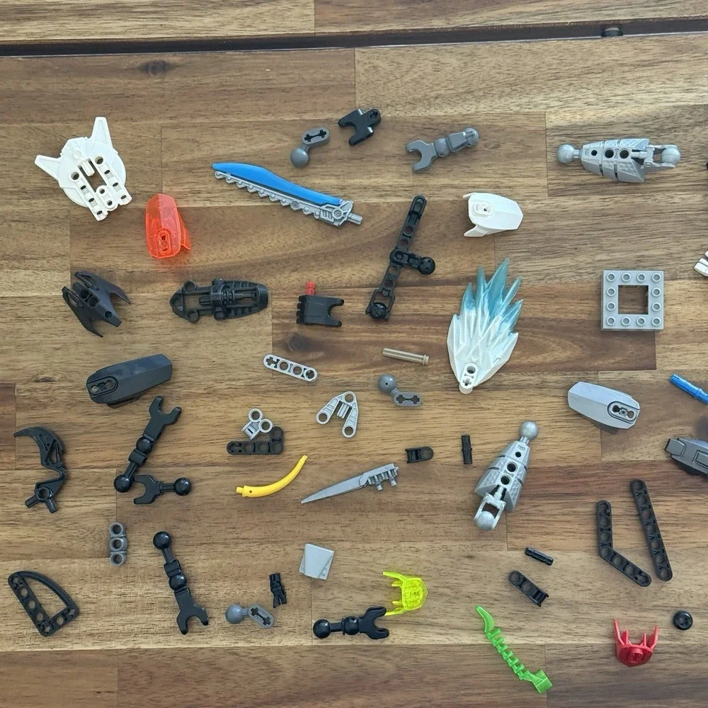 LEGO BIONICLE Hero Factory Bulk Lot of 200+ Parts Pieces 12 oz. SEE PICTURES!